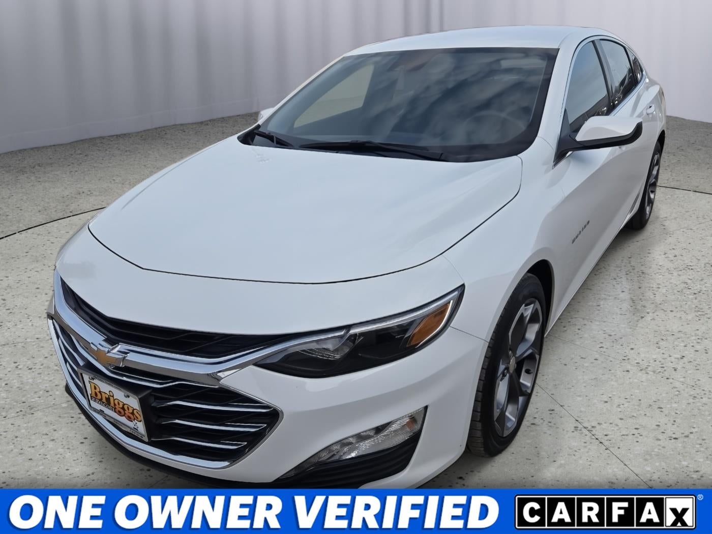 2024 Chevrolet Malibu FWD 1LT in Summit White — front three-quarter view