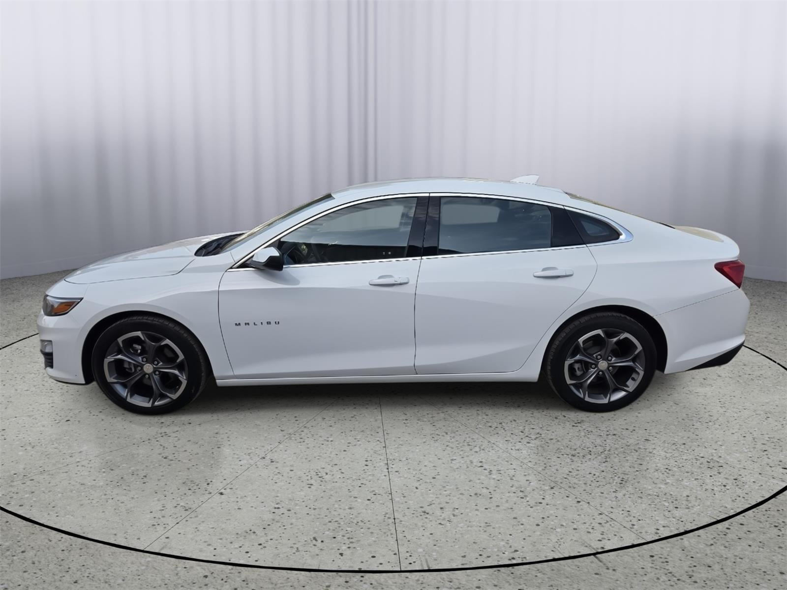 2024 Chevrolet Malibu — side profile view