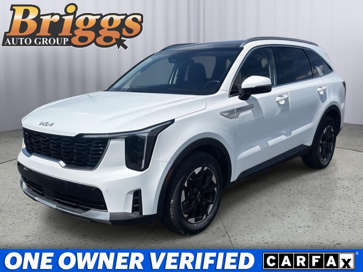 2025 Kia Sorento S in Glacial White Pearl — front three-quarter view