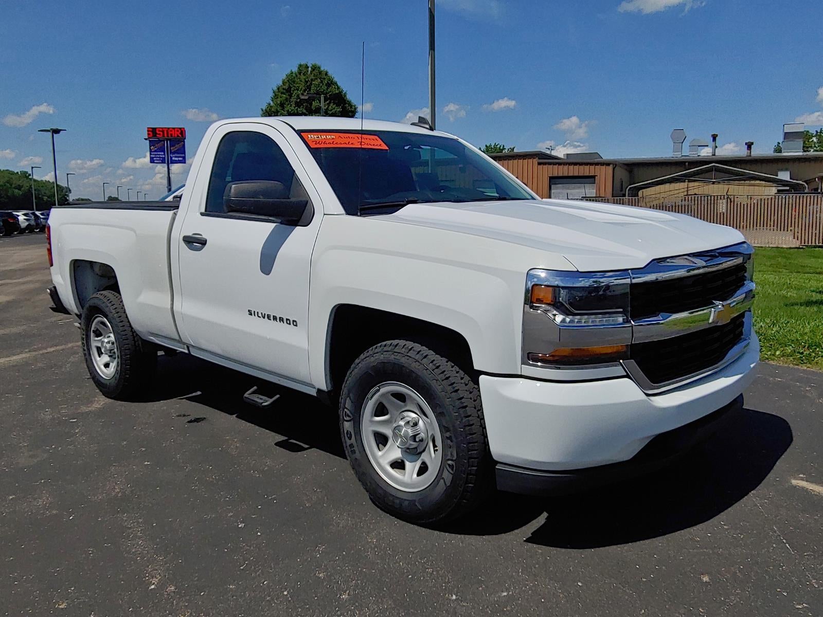 2016 Chevrolet Silverado 1500 — interior view