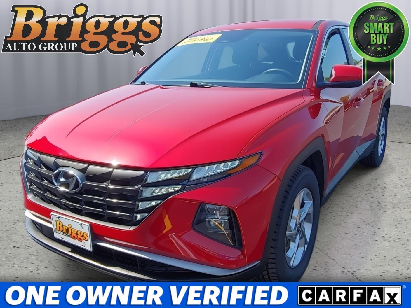 2023 Hyundai Tucson SE in Calypso Red — front three-quarter view