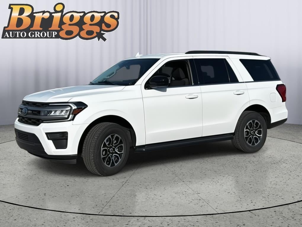 2023 Ford Expedition — side profile view